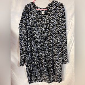 Gap black, blue, and white dress